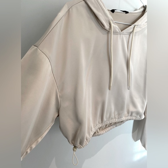 Zara champagne satin hoodie - Picture 4 of 4